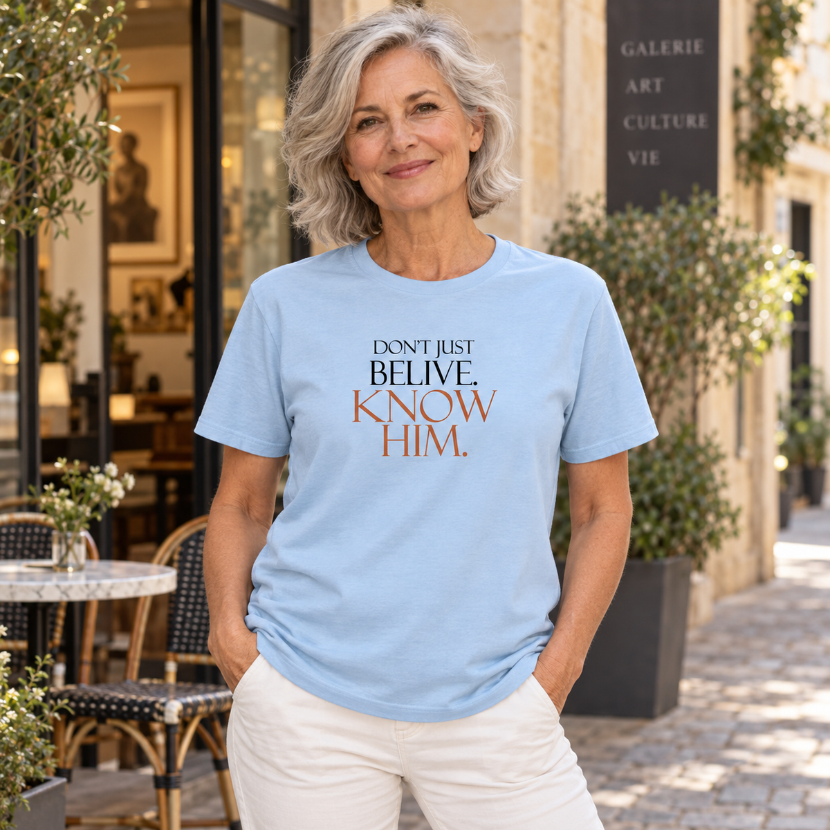 Don’t Just Believe. Know Him. – Weiches Unisex-T-Shirt