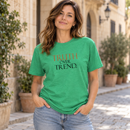 Truth Over Trend. – Weiches Unisex-T-Shirt